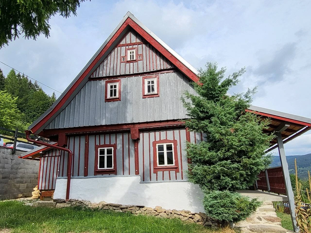 Roubenka Jizerka - Český Šumburk