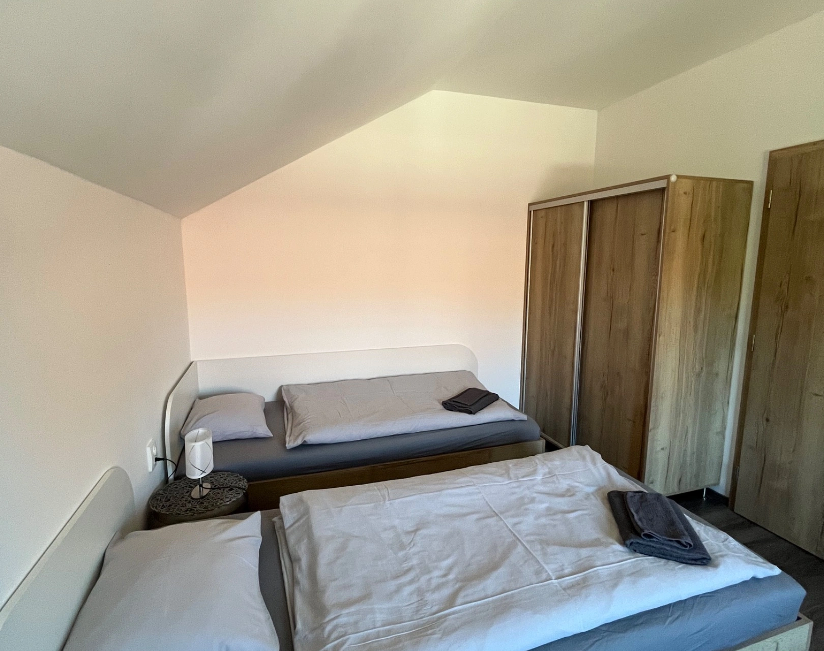 Třílůžkový pokoj