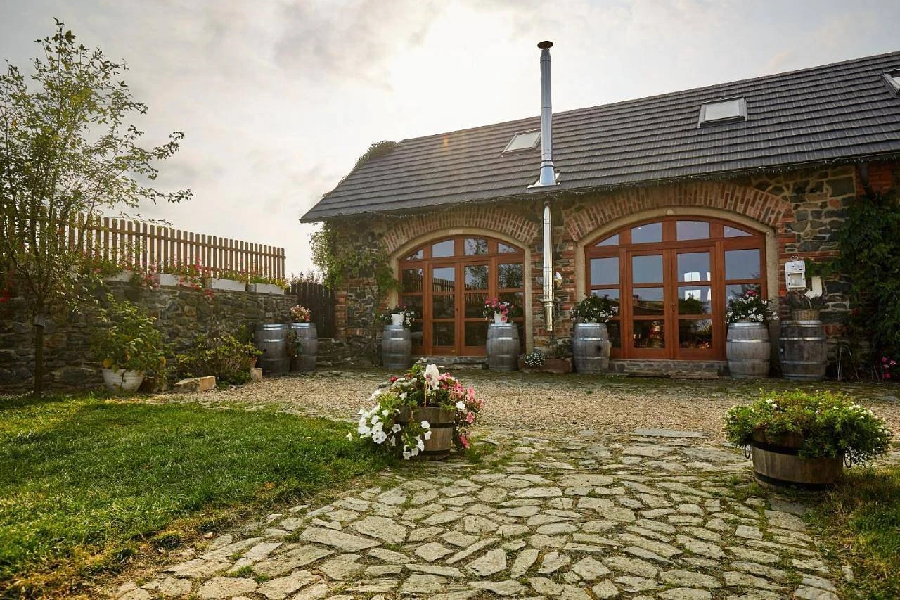 Hájenka Kozojedy - Rataje nad Sázavou