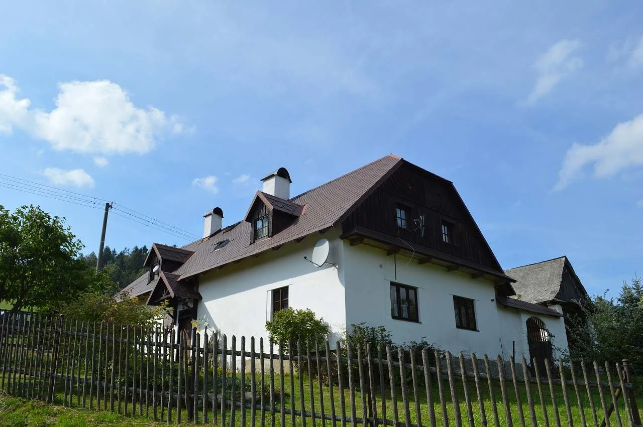 Chalupa Dolánky - Březiny