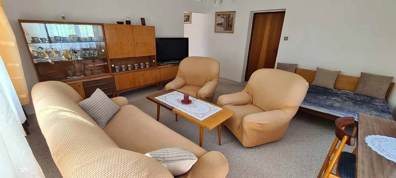 Byt 4+1 (100 m2) - 1. patro