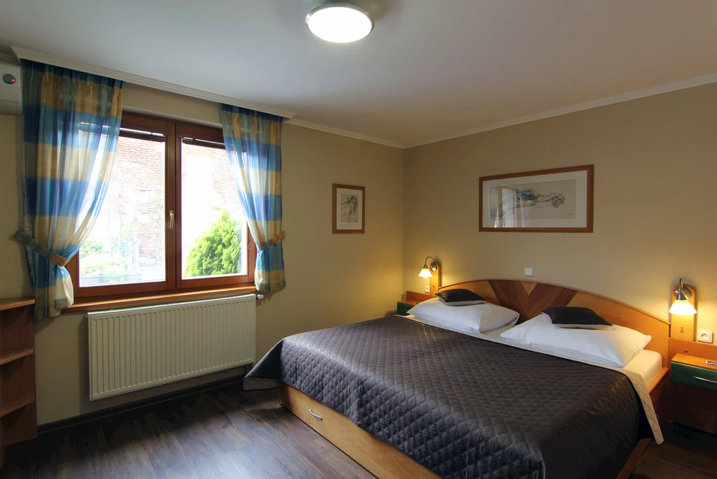 Dvoulůžkový pokoj s přistýlkou