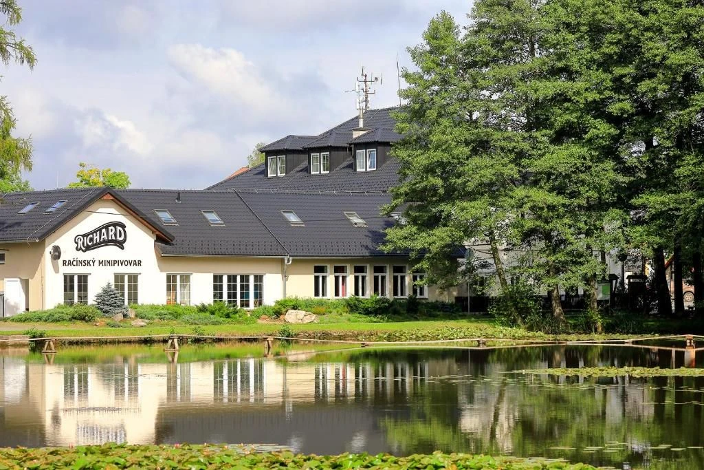 Hotel Leopold - Račín