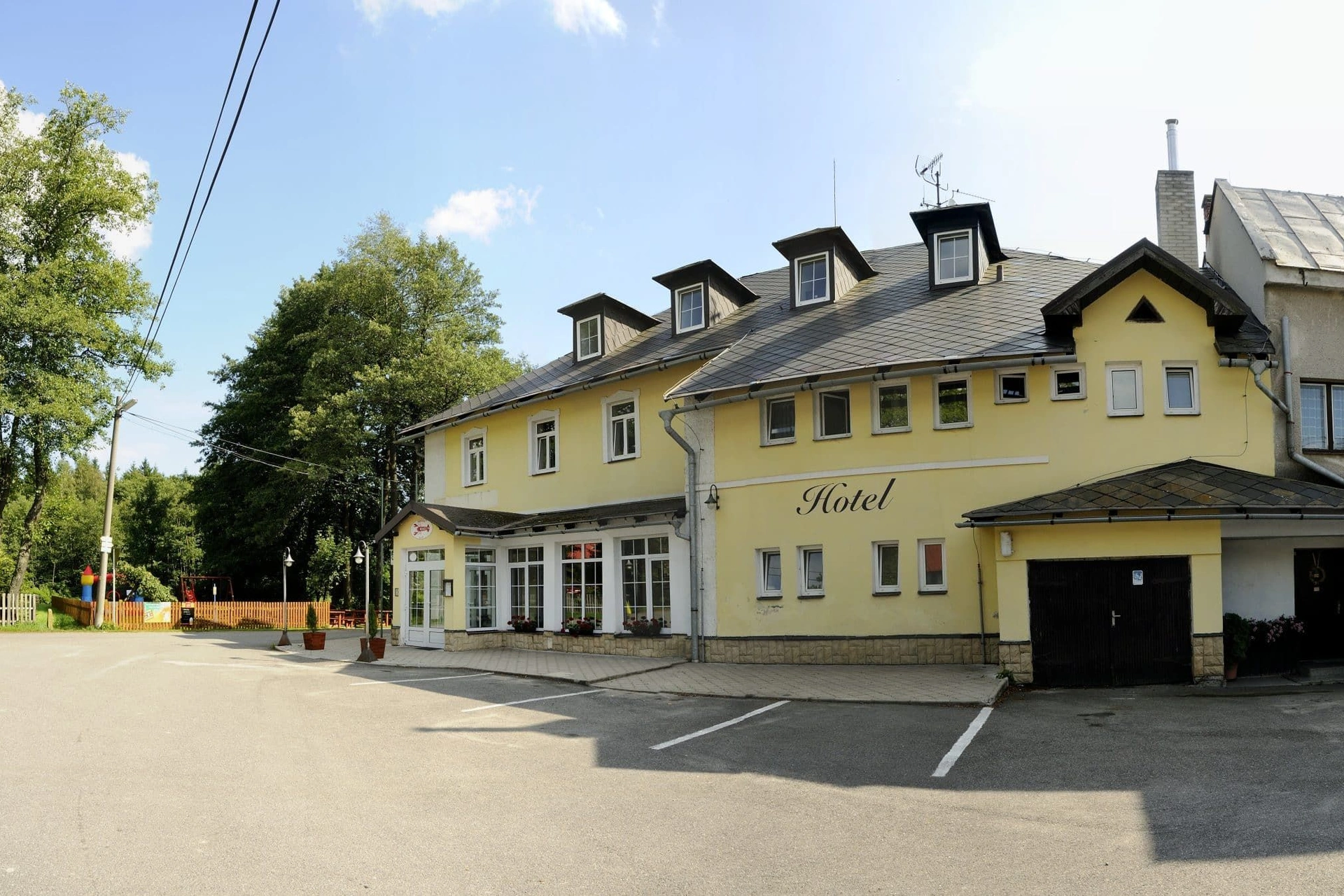 Hotel Leopold - Račín