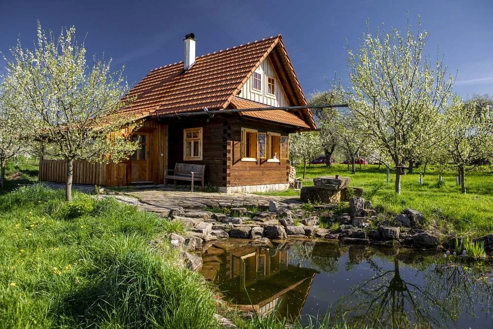 Roubenka v Karpatech - Tichov