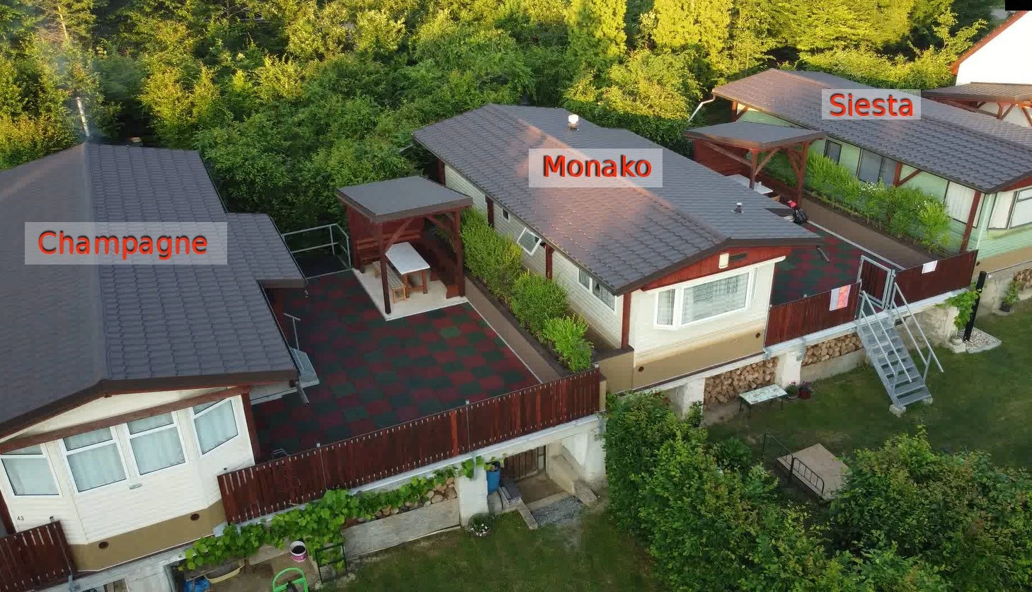 Malá vesnička u Dalešické přehrady - Kramolín