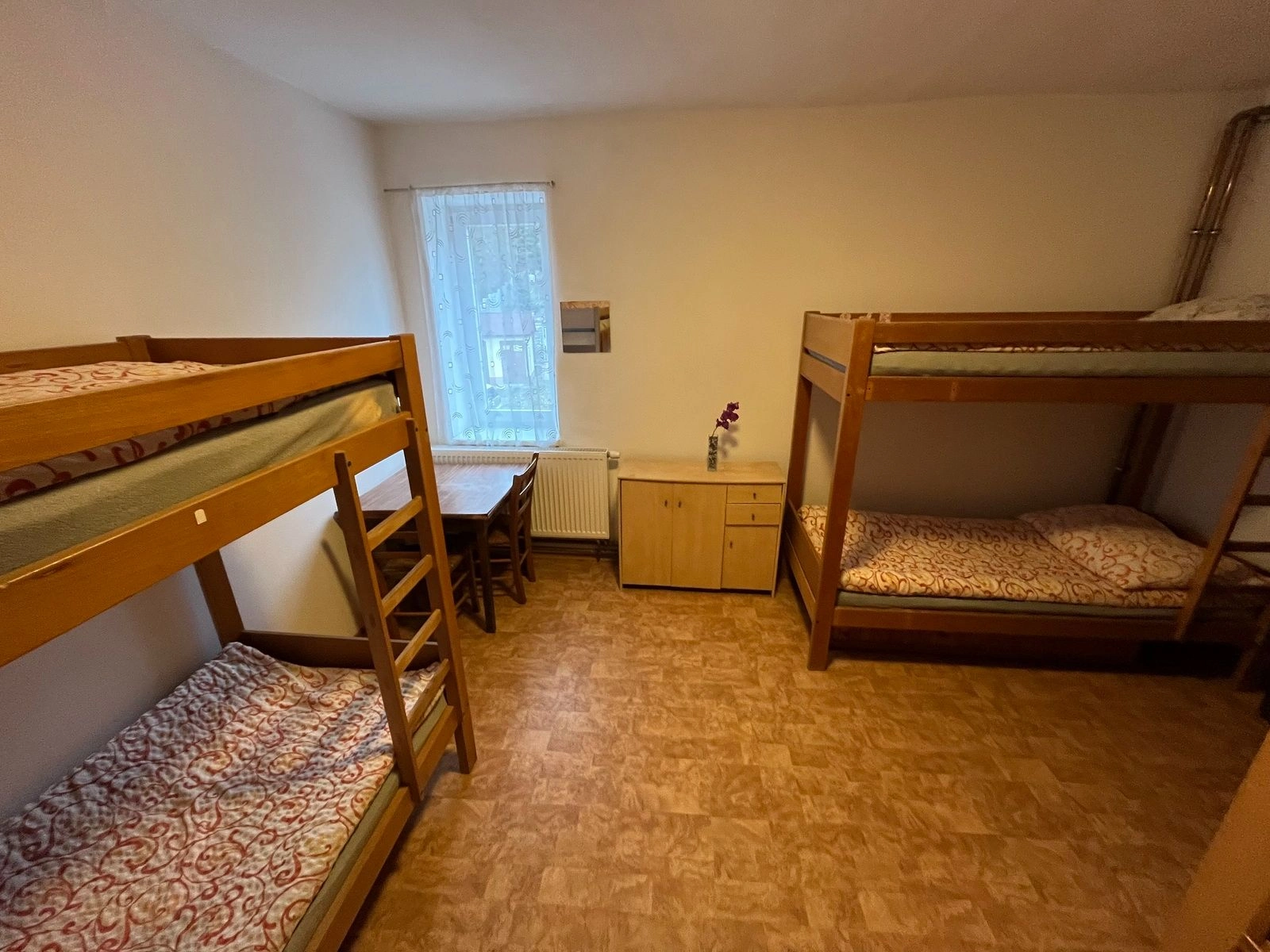 Čtyřlůžkový pokoj č. 2