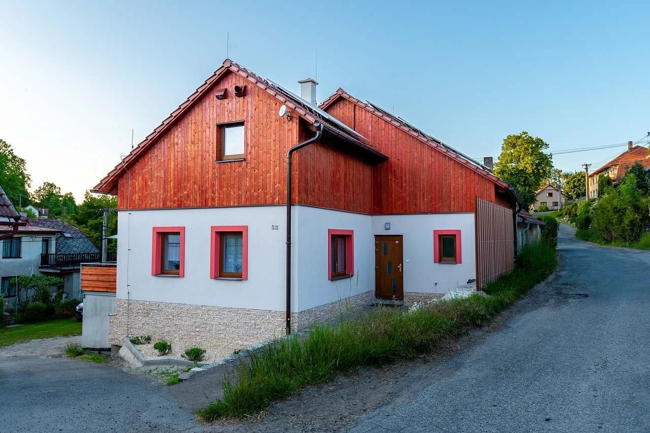 Chaloupka Borůvka - Hluboká