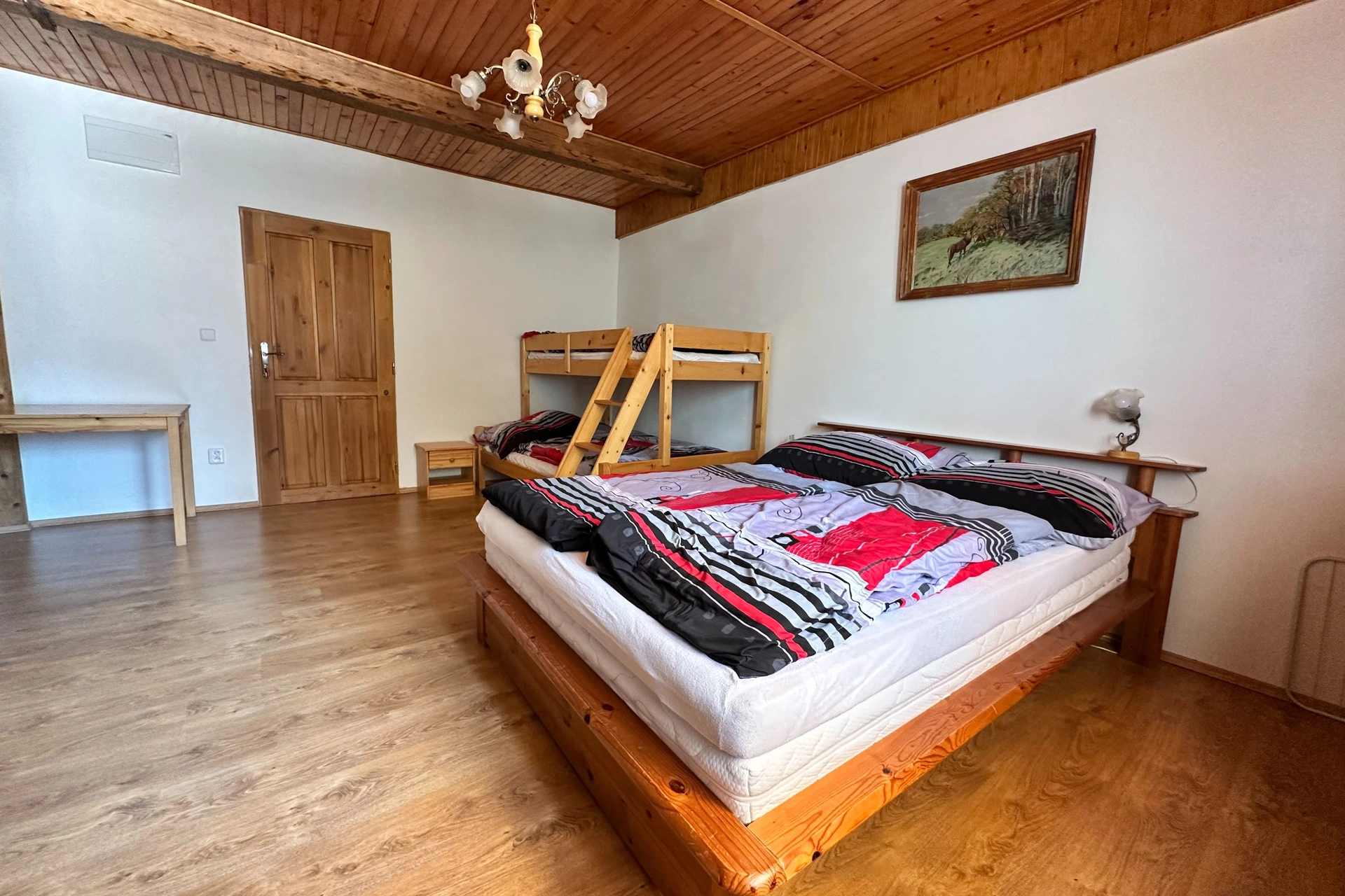 Pokoj č. 1 – pětilůžkový pokoj s přistýlkou