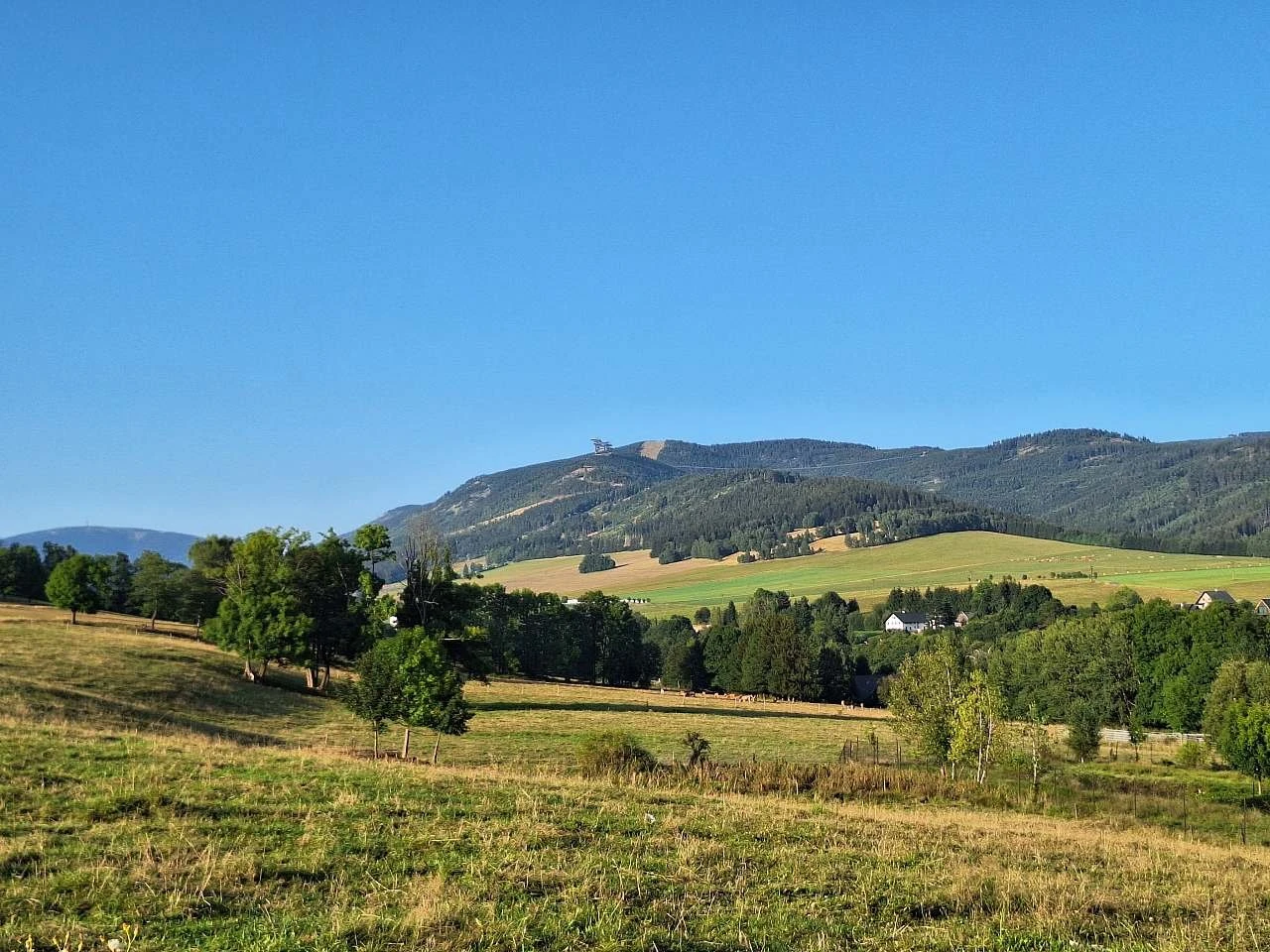 Roubená chalupa v Lipce