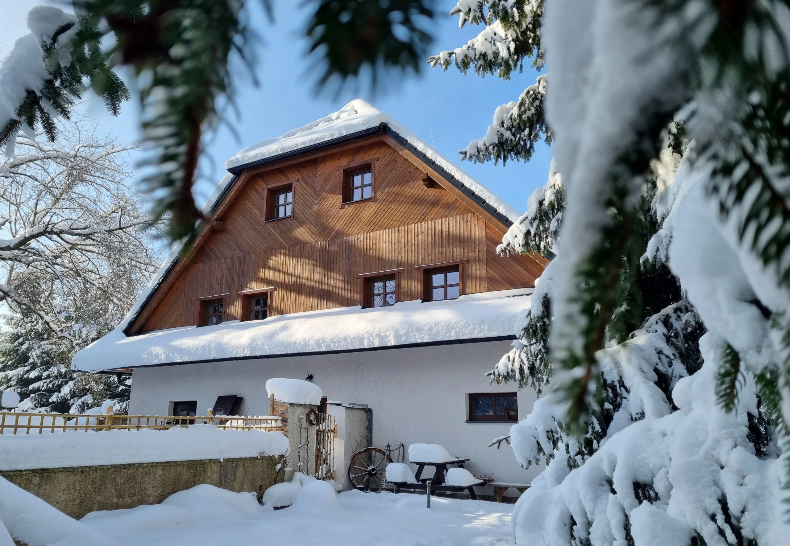 Chatky a apartmány Apollo - Hlinné