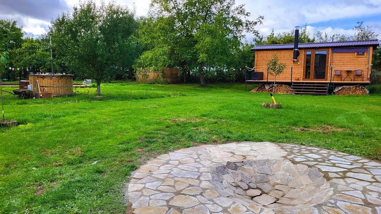 Glamping Tři oříšky - Lesonice