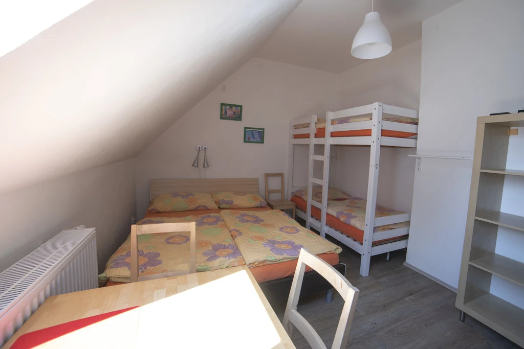 Podkrovní pokoj č. 2