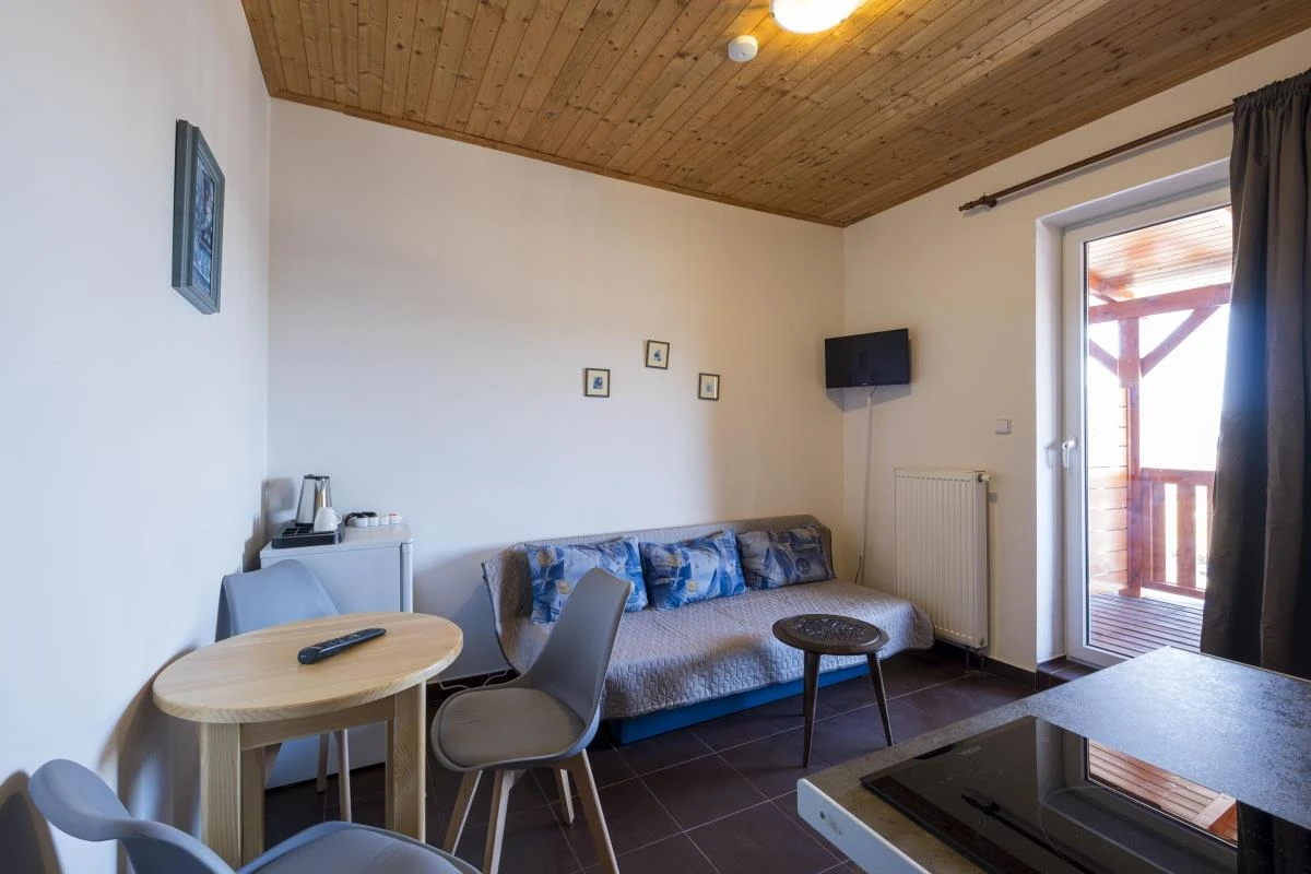 POKOJ č. 3 (malý apartmán)