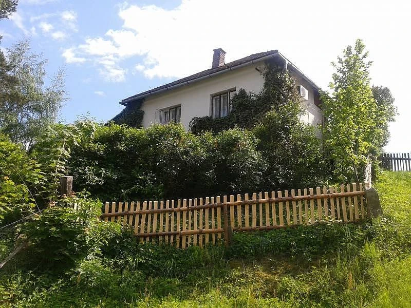 Chalupa k pronájmu - Sázava