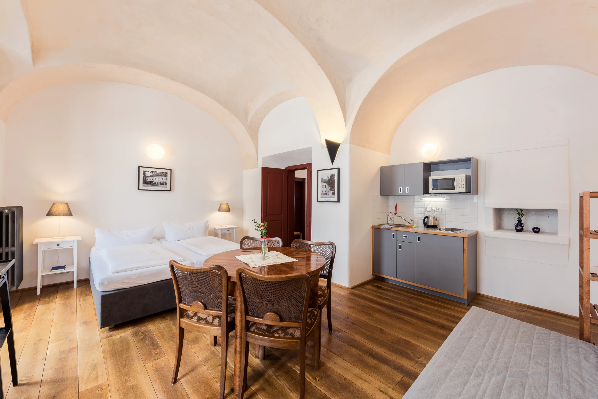 12. Studio pro 2 osoby s terasou (32 m²)