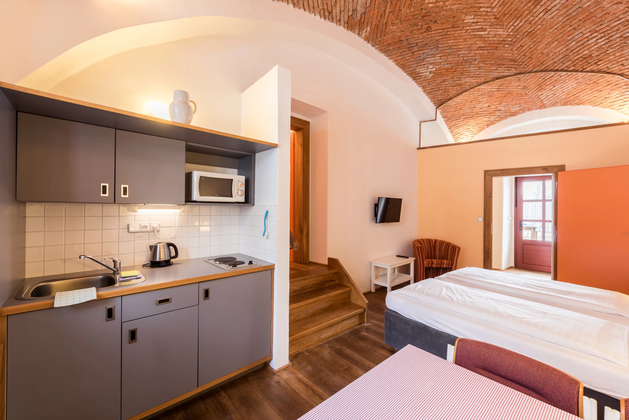 14. Rodinný apartmán 2+2 s terasou (43 m²)