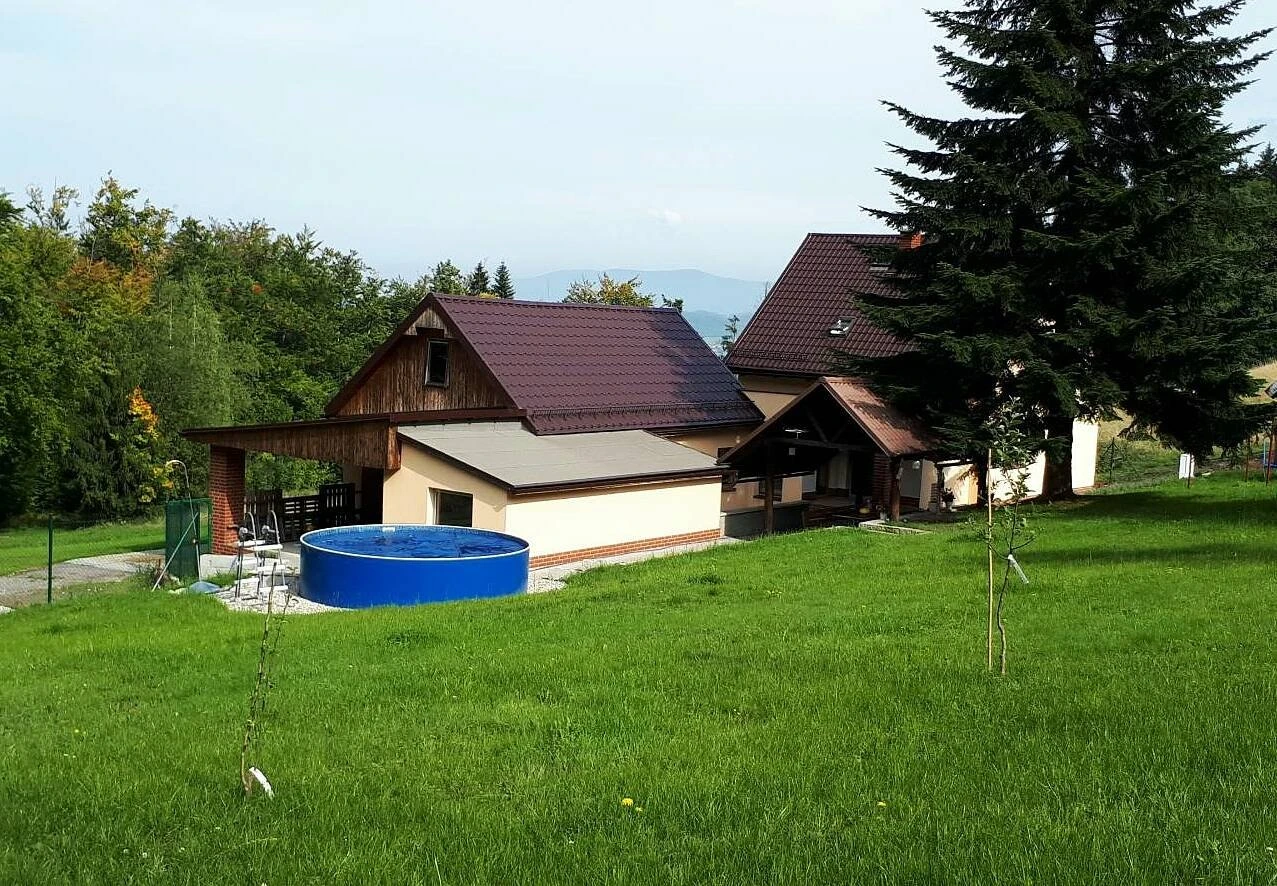 Chata k pronájmu - Pstruží