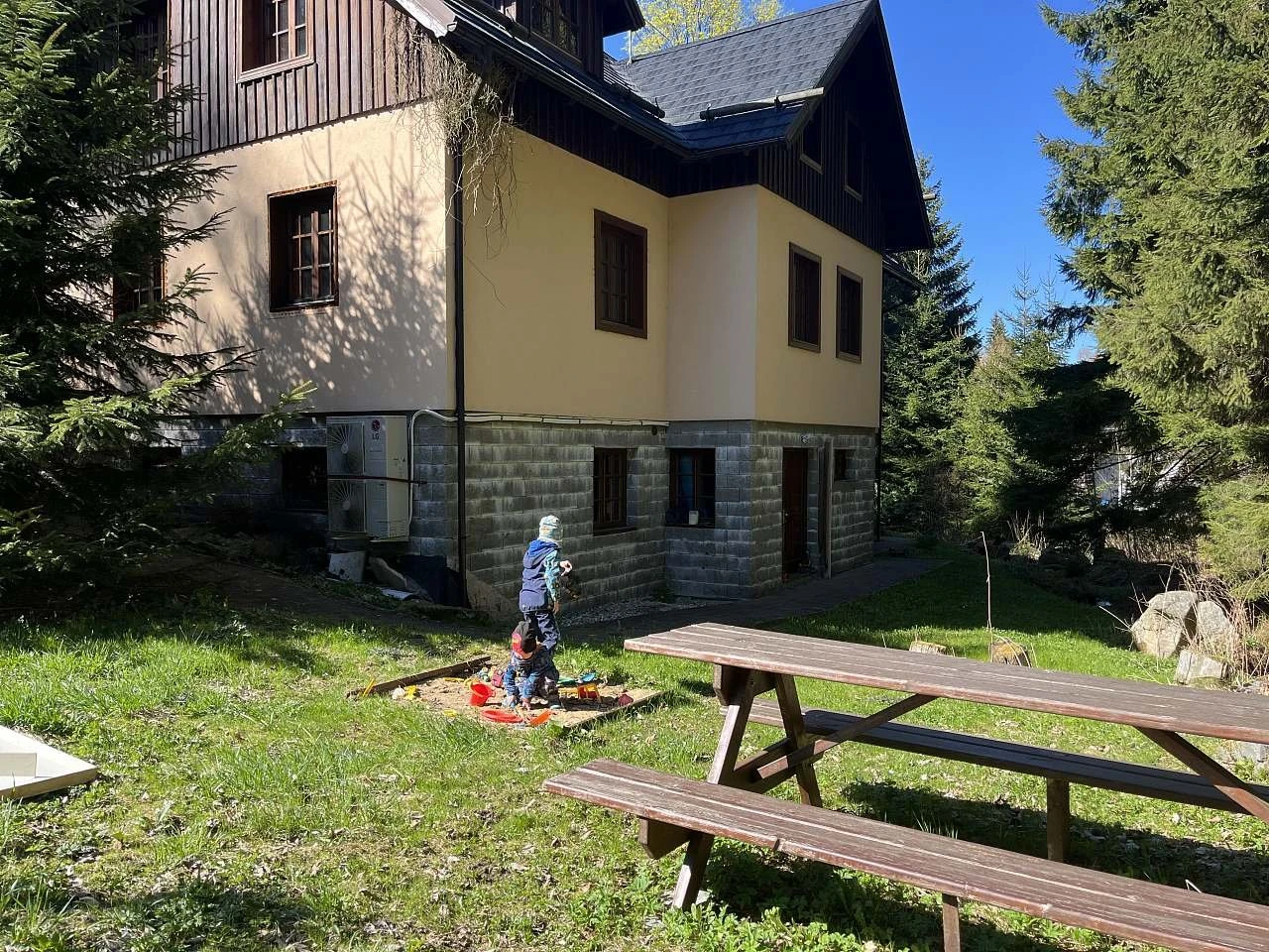 Chata U Dvou šišek - Dolní Maxov