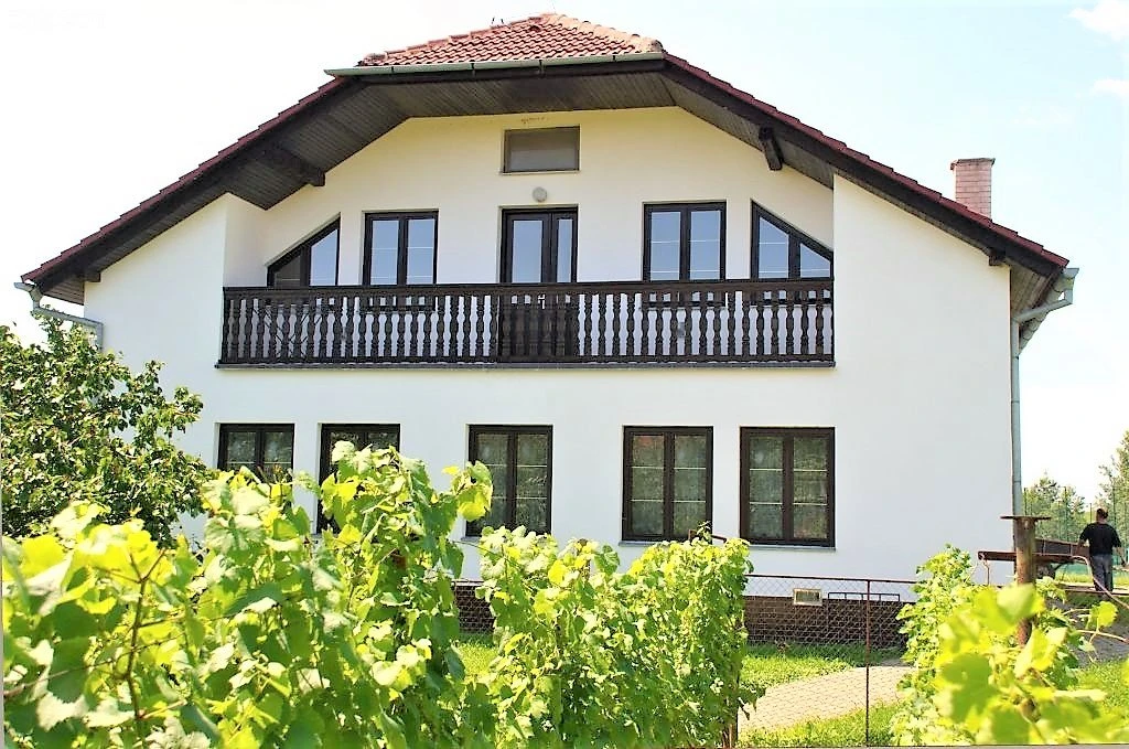 Penzion Vinařství Minařík - Blatnička