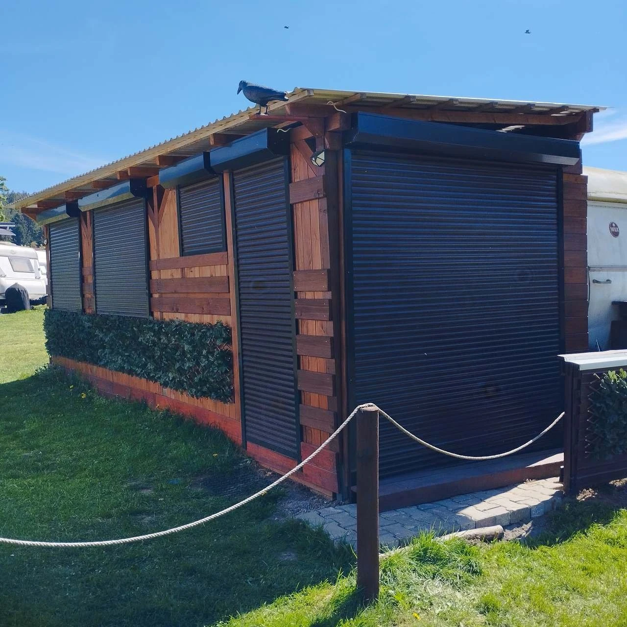 Karavan s pergolou na Slapech - Nová Živohošť