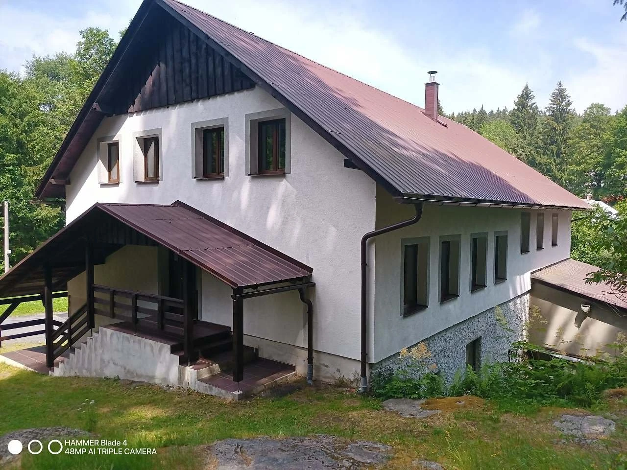 Chata pod skálou - Hamry