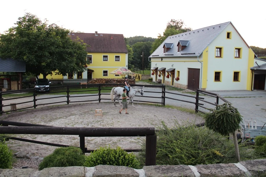 Statek Tuhanec - Doksy