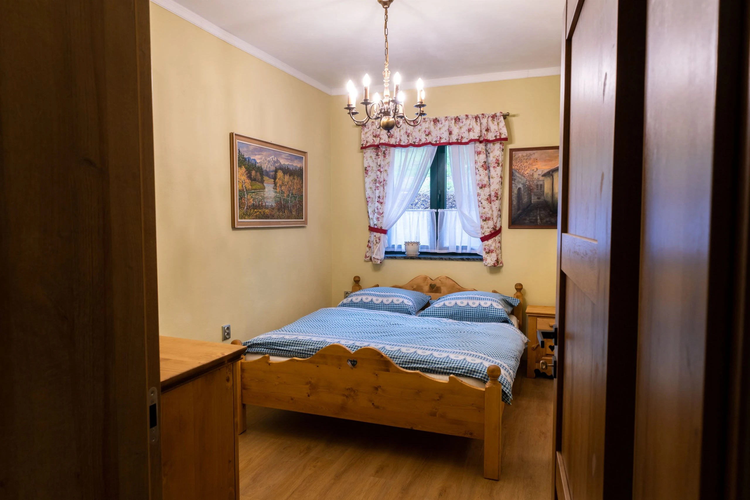 1× Apartmán Hamry – Hl. budova (Apartmán s 1 ložnicí)