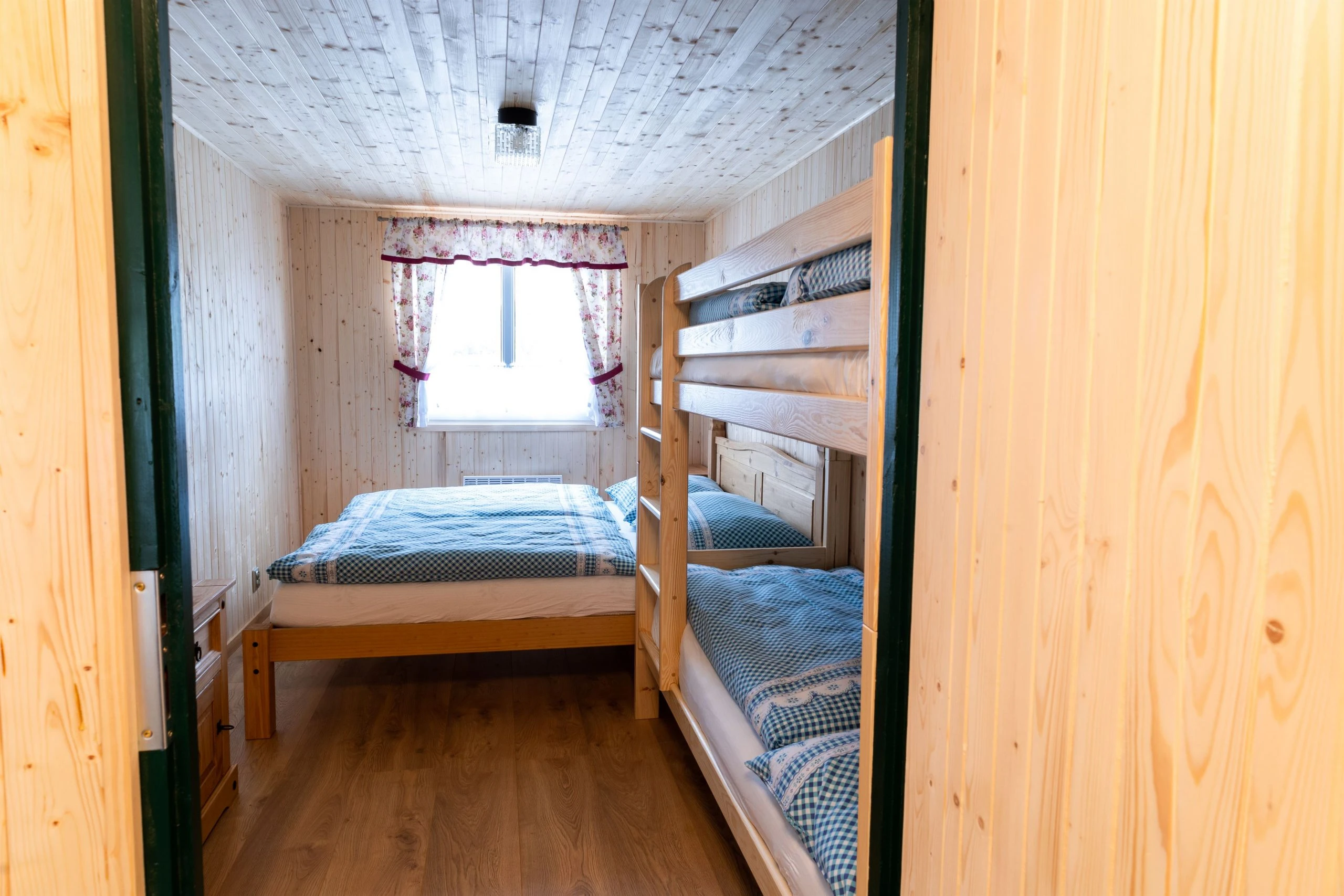 1× Apartmán – Bařina (Apartmán s 2 ložnicemi)