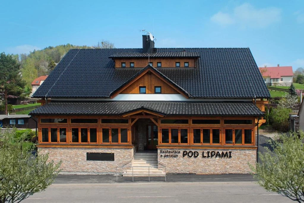 Restaurace a penzion Pod Lipami – Metylovice