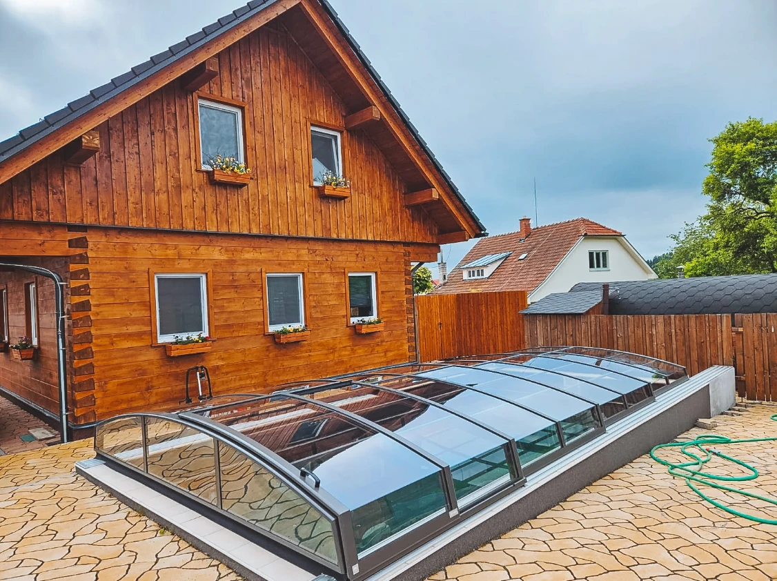 Roubený Dvůr
