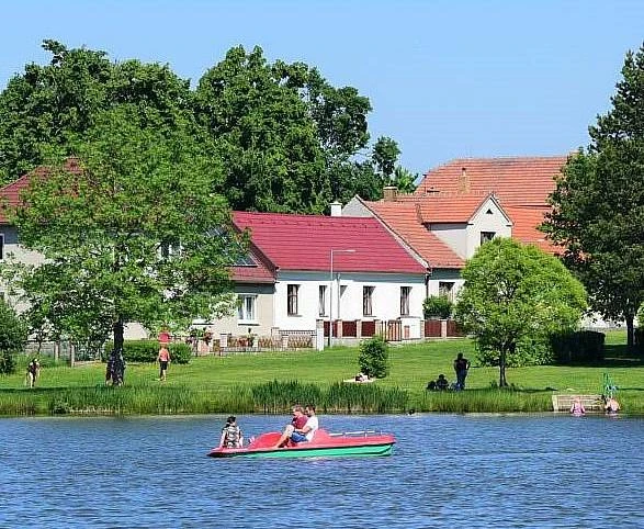 Chalupa u rybníka – Suchý