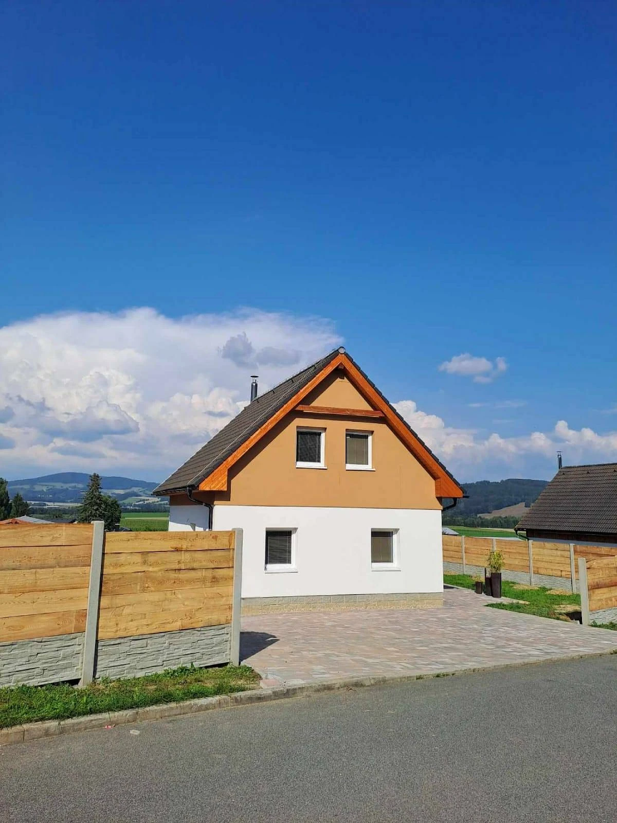 Chata k pronájmu – Štíty