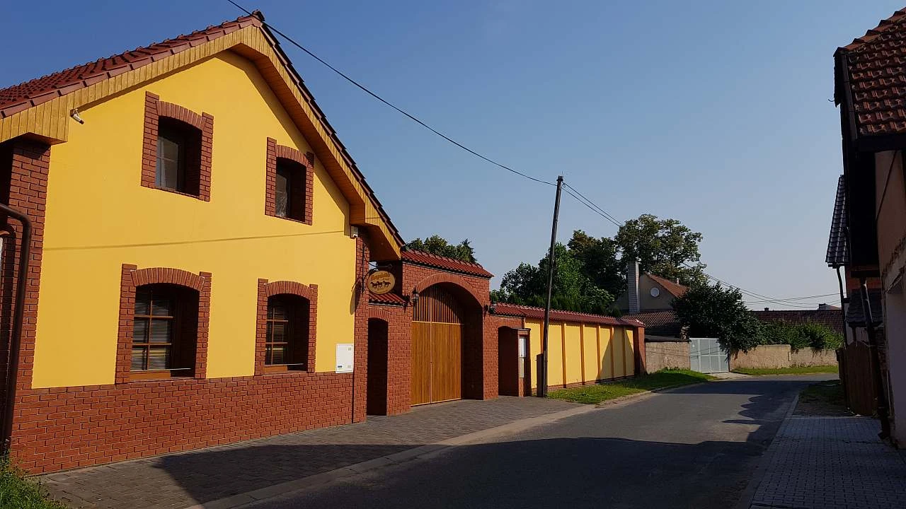 Usedlost – Třebestovice
